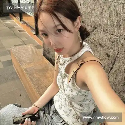 卫菡杉